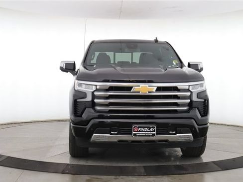 Used 2024 Chevrolet Silverado 1500 High Country AWD/4WD image 12