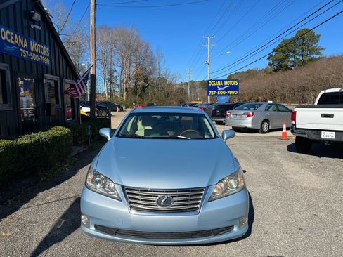 Used 2011 Lexus ES 350 image 2