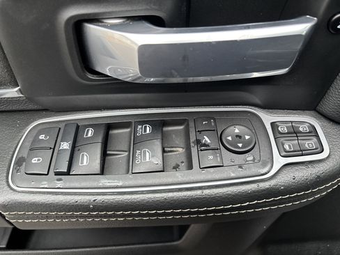 Used 2024 RAM 2500 Laramie w/ Safety Group image 16