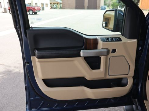 Used 2015 Ford F150 Lariat AWD/4WD image 23