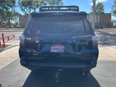 Used 2014 Toyota 4Runner SR5 RWD image 7