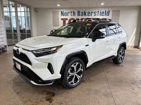 Certified 2022 Toyota RAV4 XSE w/ Weather Package AWD/4WD image 1