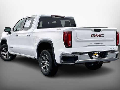 Used 2024 GMC Sierra 1500 SLT image 10