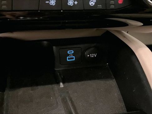 Used 2022 Ford Escape SEL w/ Technology Package AWD/4WD image 31