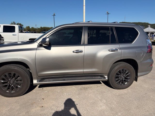 Used 2021 Lexus GX 460 Premium w/ Premium Package AWD/4WD image 46