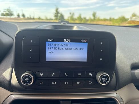 Used 2021 Ford EcoSport S FWD image 14