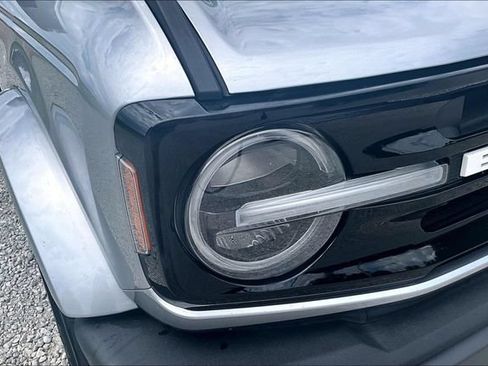 Used 2021 Ford Bronco Outer Banks AWD/4WD image 26