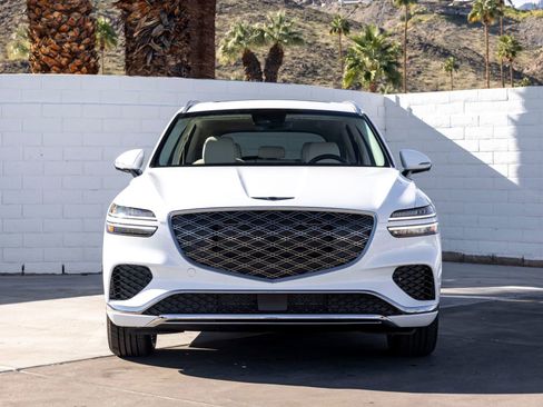 New 2026 Genesis GV70 2.5T Advanced image 4