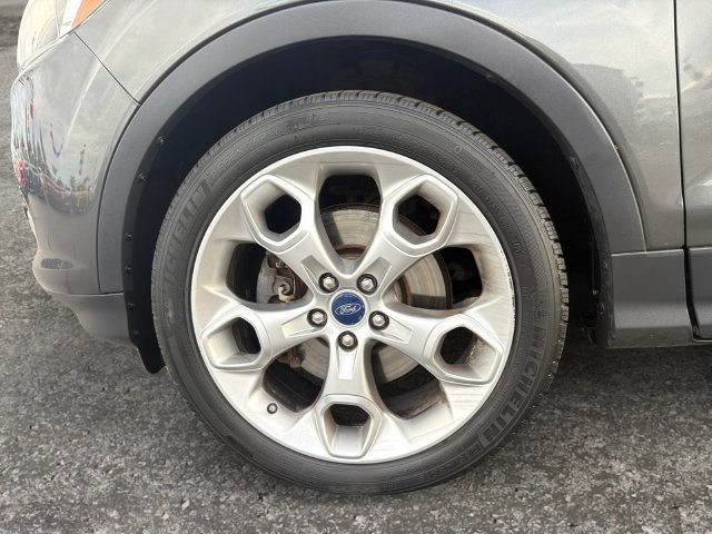 Used 2015 Ford Escape Titanium FWD image 14
