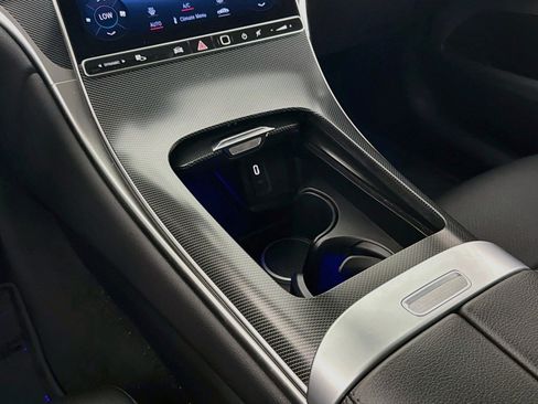 Certified 2024 Mercedes-Benz GLC 300 image 7