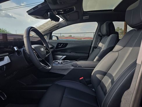 New 2025 Cadillac Optiq Sport 1 image 23