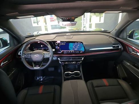 Used 2024 Chevrolet Traverse RS w/ LPO, Floor Liner Package image 25