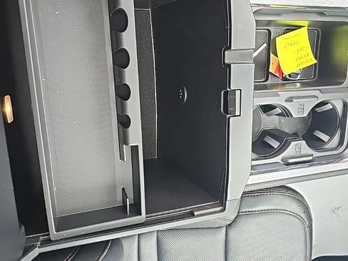 Used 2024 Ford F350 Platinum image 31