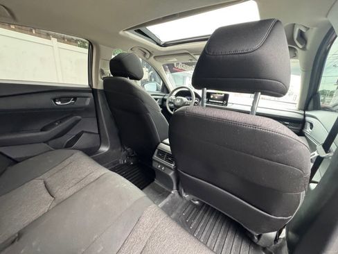 Used 2025 Honda Accord SE image 33