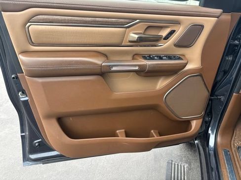 Used 2019 RAM 1500 Limited AWD/4WD image 10