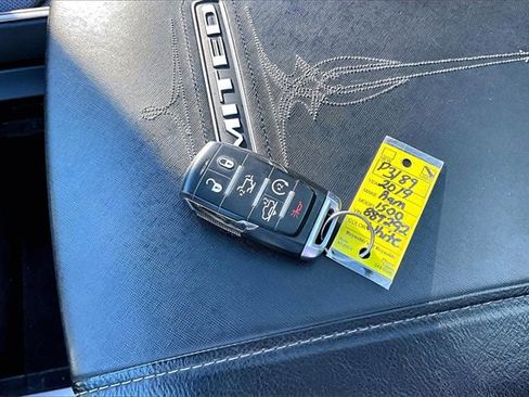 Used 2019 RAM 1500 Limited image 36