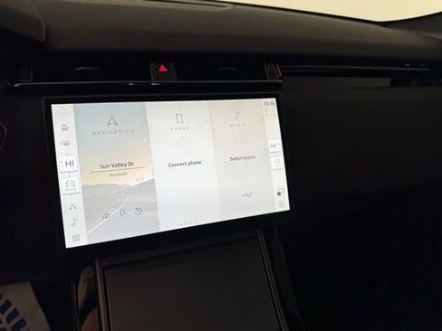 Certified 2025 Land Rover Range Rover Velar S image 20