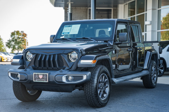 Used 2020 Jeep Gladiator Overland AWD/4WD image 3