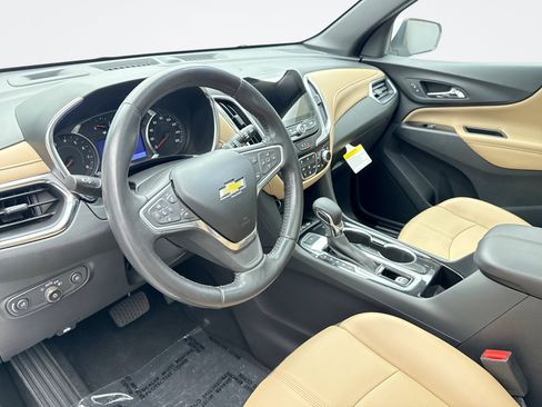 Used 2022 Chevrolet Equinox Premier AWD/4WD image 10