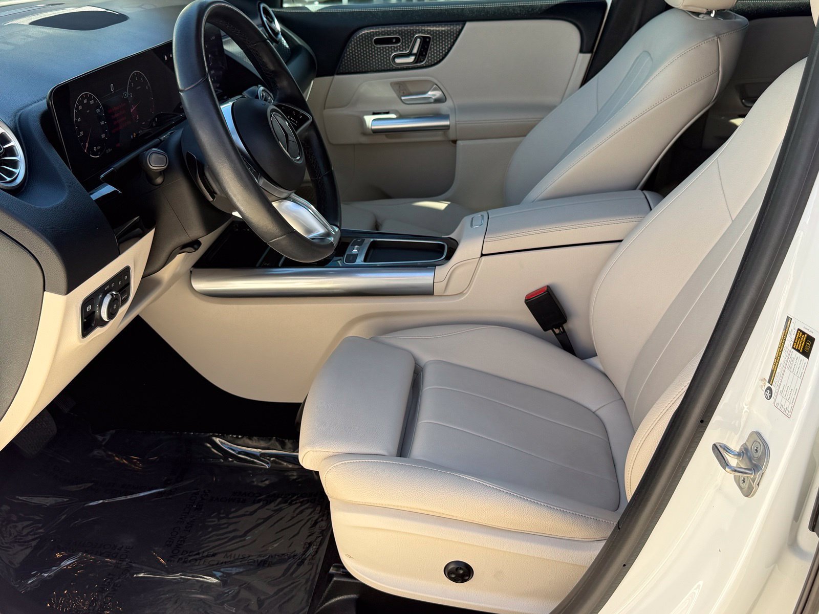 Used 2024 Mercedes-Benz GLA 250 image 23