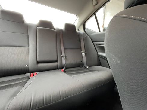 Used 2025 Nissan Altima 2.5 SV image 37