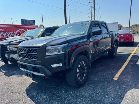 Used 2023 Nissan Frontier PRO-4X w/ Technology Package AWD/4WD image 6