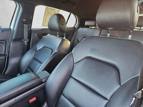 Used 2019 Mercedes-Benz GLA 250 image 19