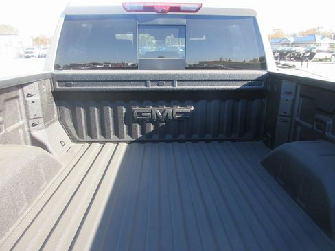 New 2026 GMC Sierra 1500 AT4 image 7