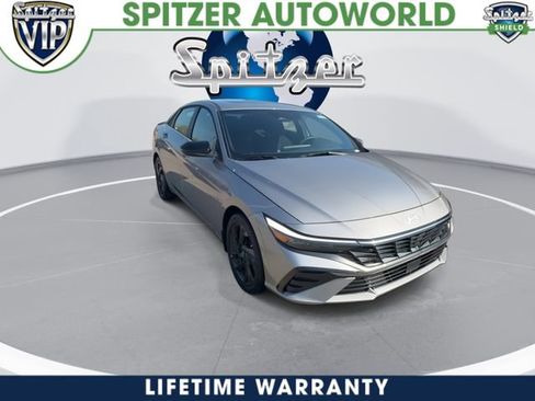 New 2026 Hyundai Elantra SEL Sport Premium FWD image 2