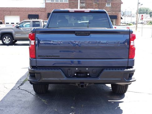 Used 2022 Chevrolet Silverado 1500 W/T w/ WT Value Package AWD/4WD image 8