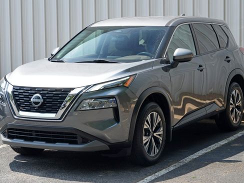 Used 2022 Nissan Rogue SV FWD image 40