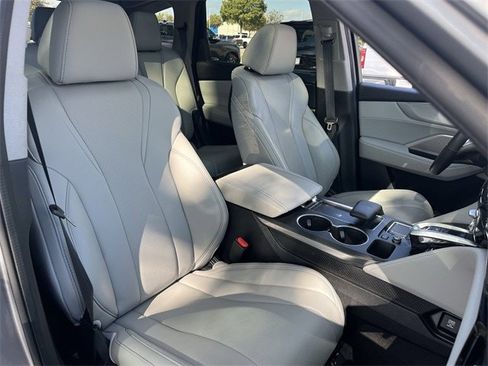 Certified 2024 Acura MDX SH-AWD w/ Technology Package image 30
