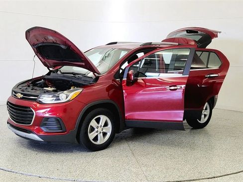 Used 2020 Chevrolet Trax LT w/ Driver Confidence Package FWD image 10