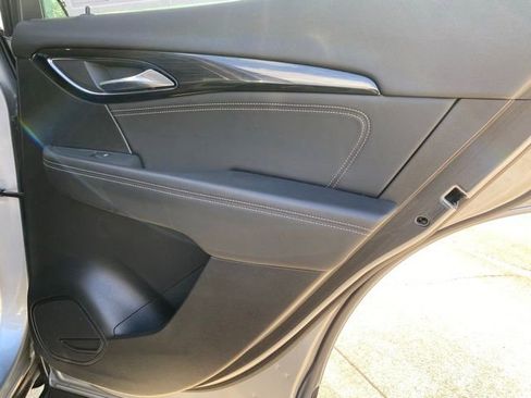 Used 2023 Buick Envision Essence image 27