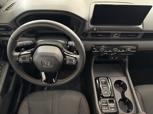 Used 2026 Honda Pilot Sport image 28