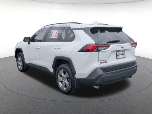 Used 2024 Toyota RAV4 XLE w/ Convenience Package FWD image 4