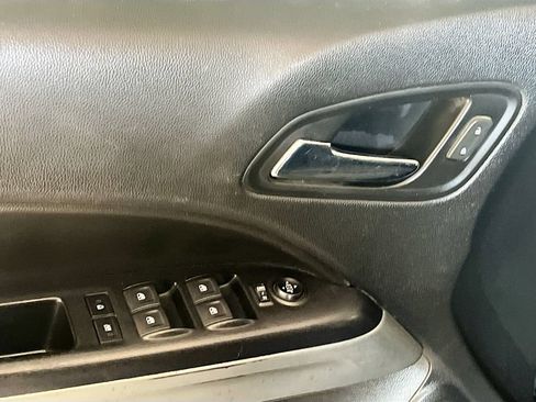 Used 2020 Chevrolet Colorado LT AWD/4WD image 17