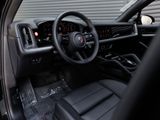 Certified 2024 Porsche Cayenne image 4