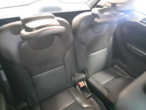 Used 2024 Volvo XC90 B5 Core image 12