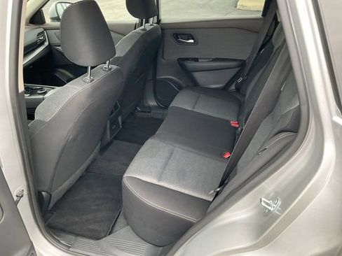 Certified 2023 Nissan Rogue SV image 13