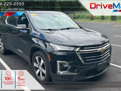Used 2023 Chevrolet Traverse LT w/ LT Premium Package