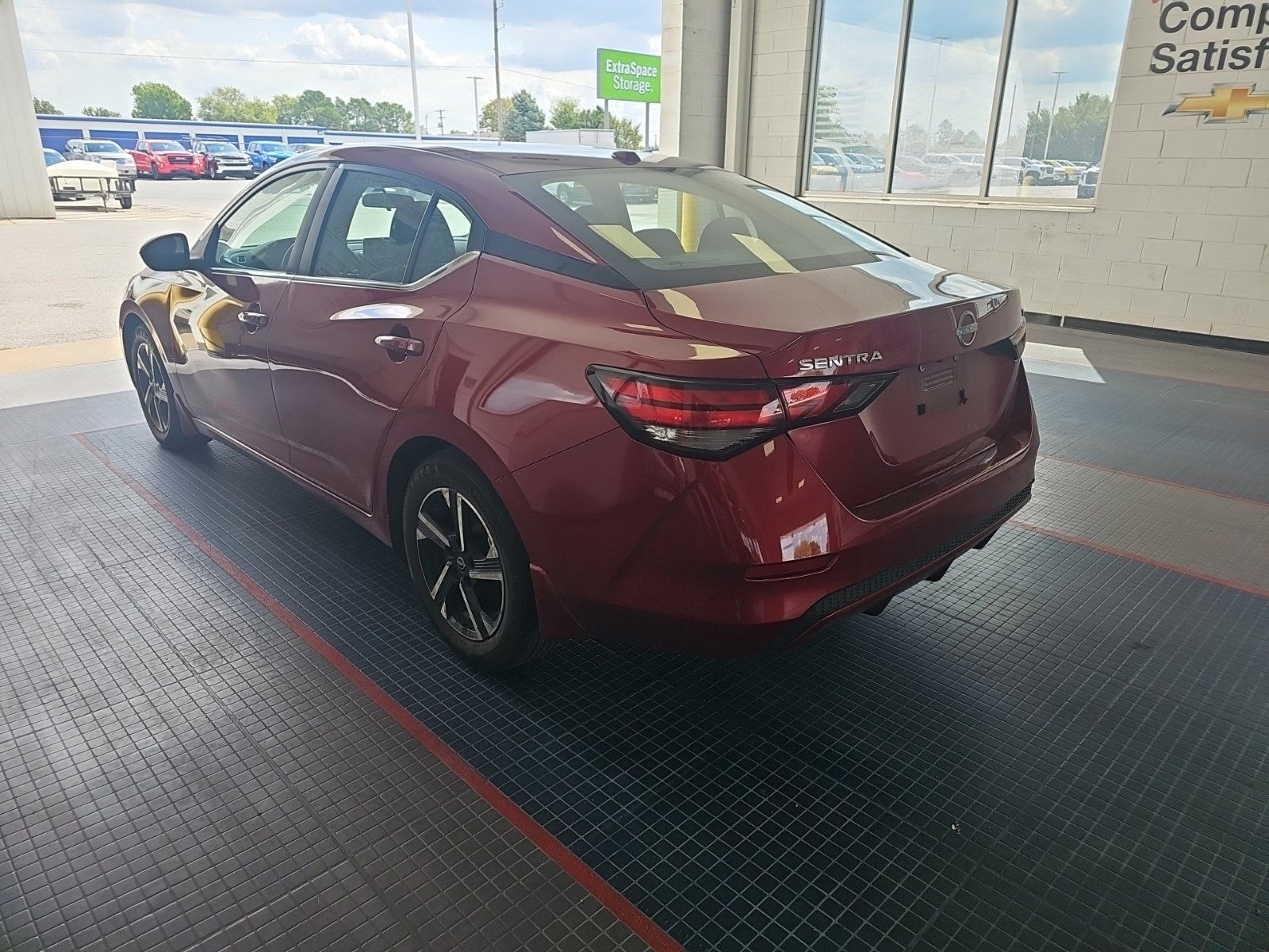 Used 2024 Nissan Sentra SV FWD image 4