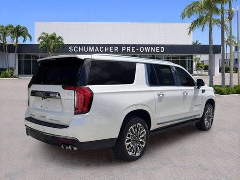 Certified 2023 GMC Yukon XL Denali Ultimate AWD/4WD image 7