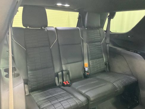Used 2021 Cadillac Escalade Sport Platinum AWD/4WD image 26