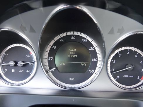Used 2010 Mercedes-Benz C 300 Sedan image 88