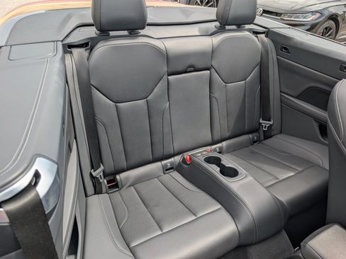 Used 2025 BMW 430i Convertible RWD image 12