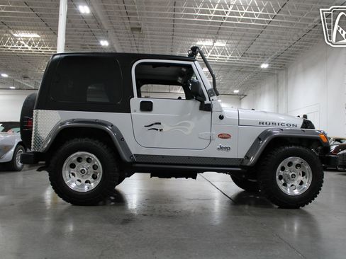 Used 2003 Jeep Wrangler Rubicon image 25