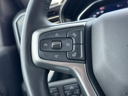 Used 2025 Chevrolet Silverado 1500 LT AWD/4WD image 16