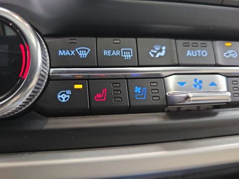 Used 2024 Ford Expedition Max Limited image 39