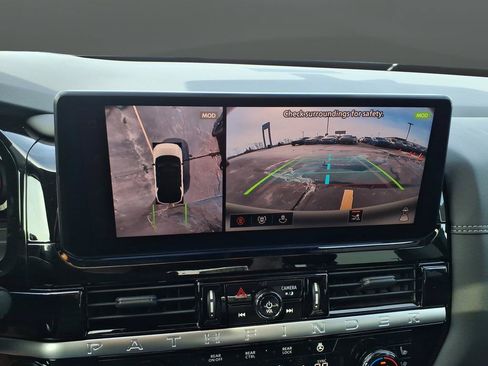 New 2026 Nissan Pathfinder Platinum AWD/4WD image 27